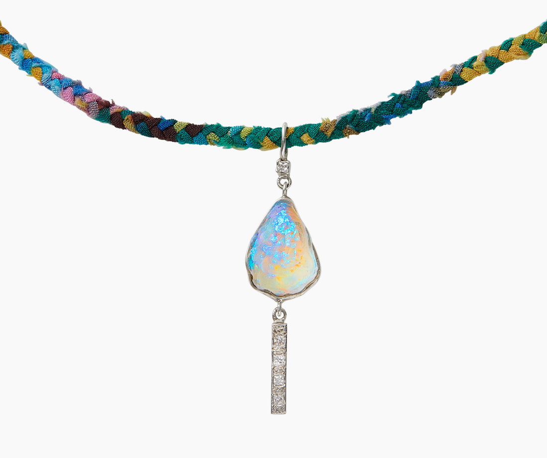 Portrait of an Oyster Necklace - Venice Jewellery