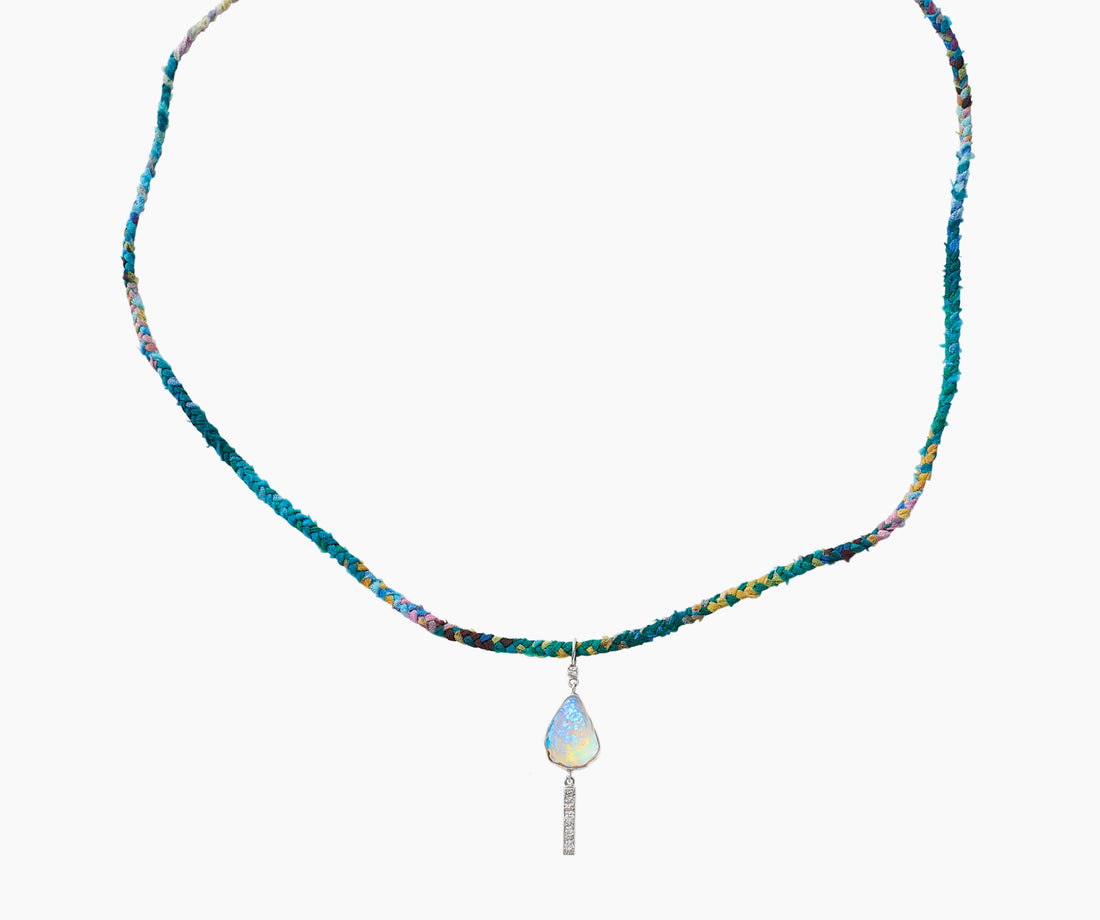 Portrait of an Oyster Necklace - Venice Jewellery