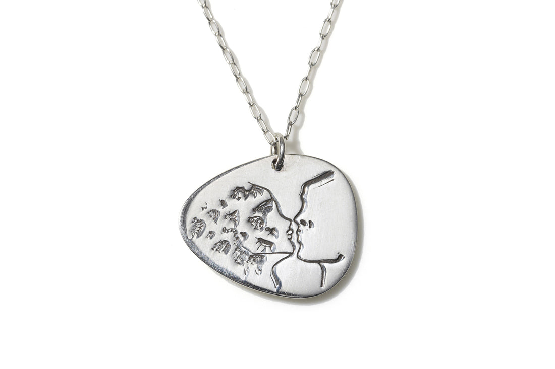 Flying Insect Lovers Necklace - Silver / gold - Venice Jewellery